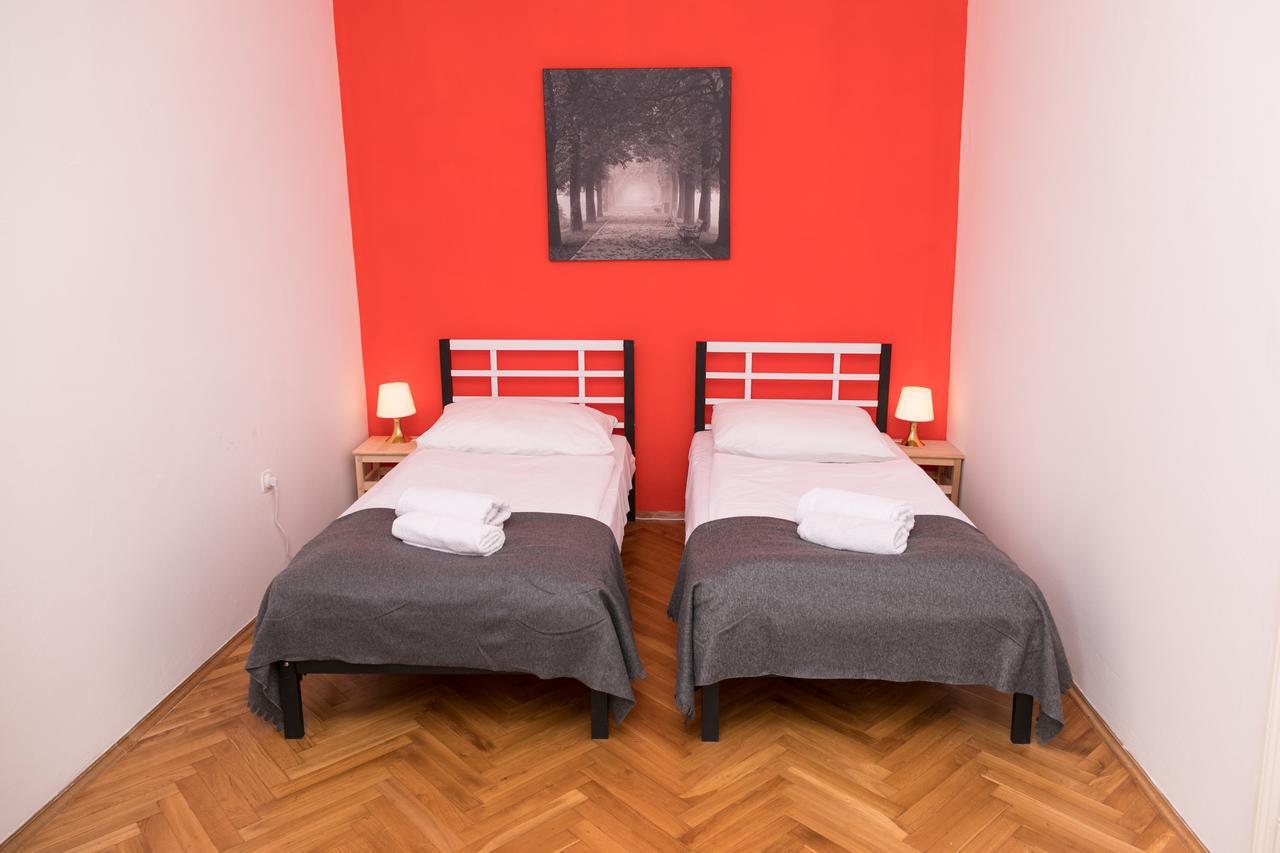 Welcome Charles Bridge Apartments Prague Exterior photo