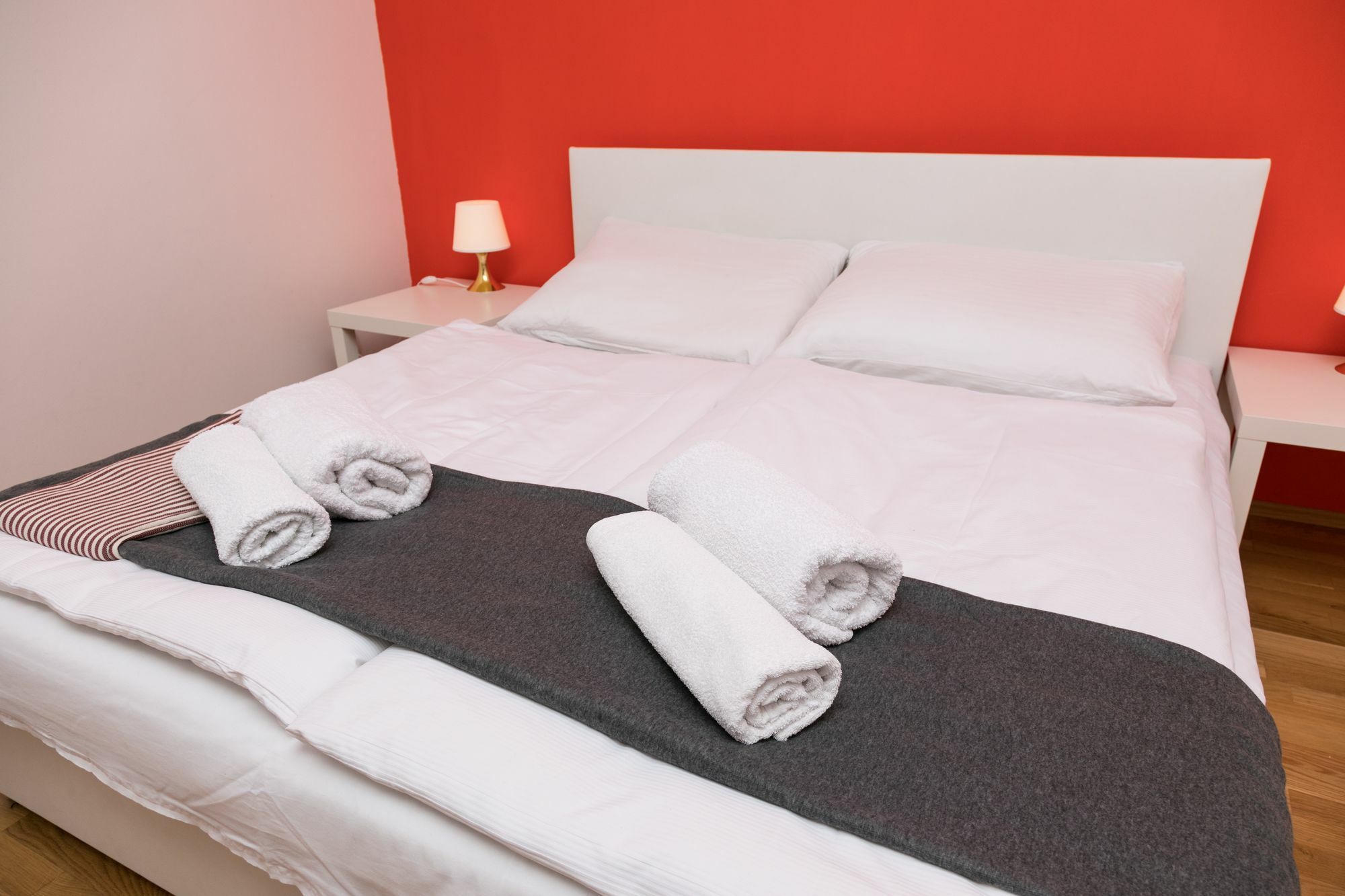 Welcome Charles Bridge Apartments Prague Exterior photo